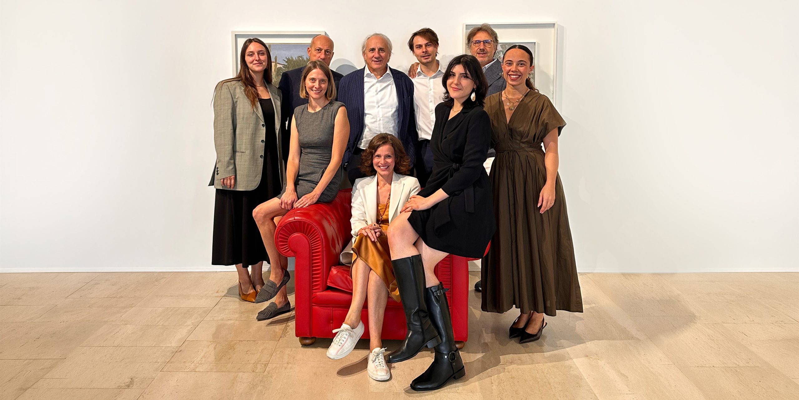 Il team di Repetto nello spazio espositivo di Repetto Gallery Lugano durante la mostra Giorgio Morandi and Beyond